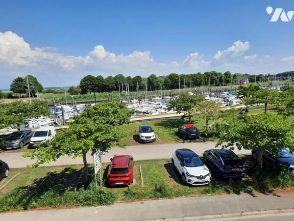A VENDRE SUR LE PORT DE SAINT VALERY SUR SOMME