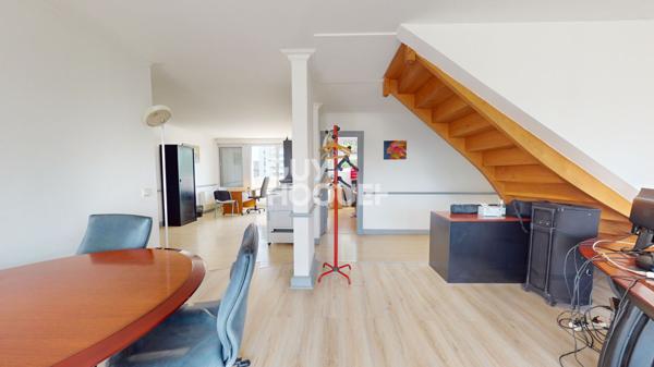 Duplex de 7 pièces (123 m²) aux Fontaines