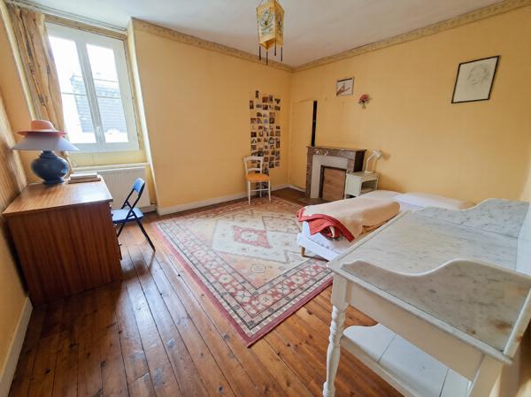 Maison 7 pièces à vendre Châtellerault - 86100 / Réf: 11925