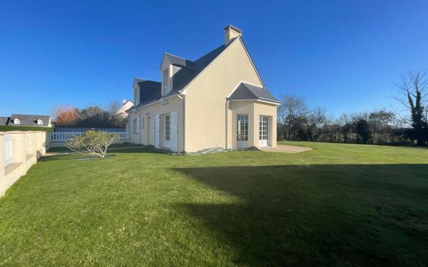 Maison à vendre    5 pièces •  Sainte-Mère-Église