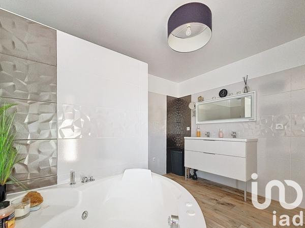 Maison 6 pièces de 132 m² à Clohars-Carnoët (29360)