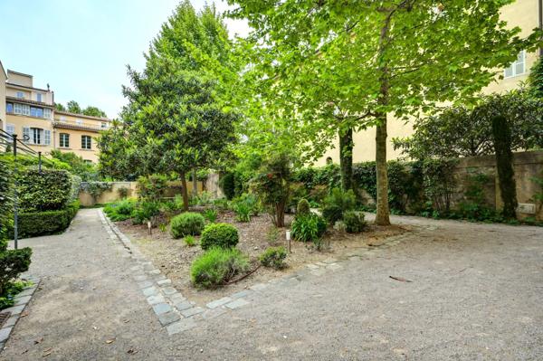 Vente Appartement de luxe Aix-en-Provence 5 Pièces 143 m²