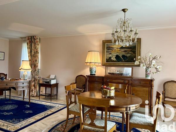 Demeure 7 pièces de 186 m² à Ploubazlanec (22620)