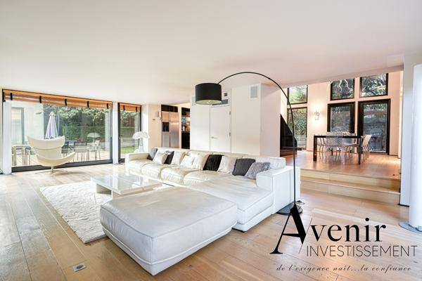 SAINT DIDIER AU MONT D'OR - MAISON MODERNE - 296M2- 6 PIÉCES Saint didier au mont d or SAINT DIDIER AU MONT D'OR - MAISON MODERNE - 296M2- 6 PIÉCES Saint didier au mont d or