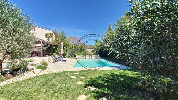 Cheval-Blanc (84460) MAISON FAMILIALE 128M² SUR 735M² AVEC PISCINE