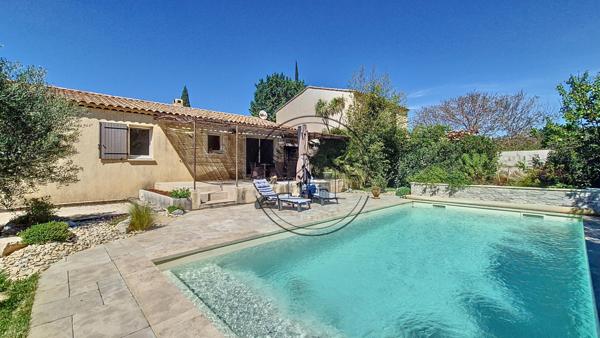 Cheval-Blanc (84460) MAISON FAMILIALE 128M² SUR 735M² AVEC PISCINE