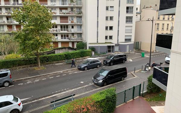 Appartement à vendre    1 pièce • 24,22 m2 Paris 15