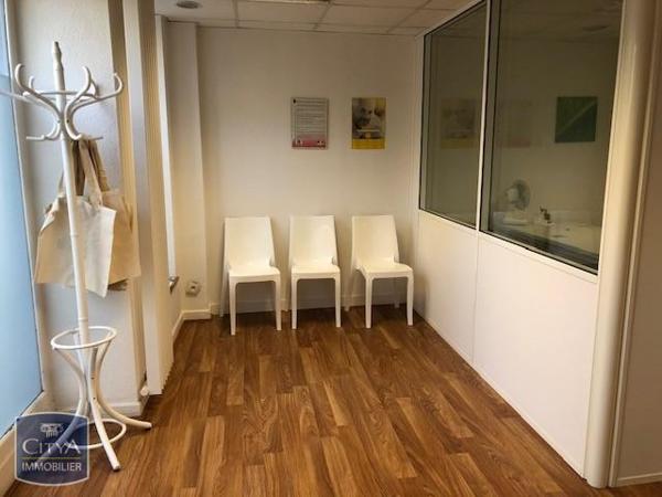 Location local commercial Riom (63200)