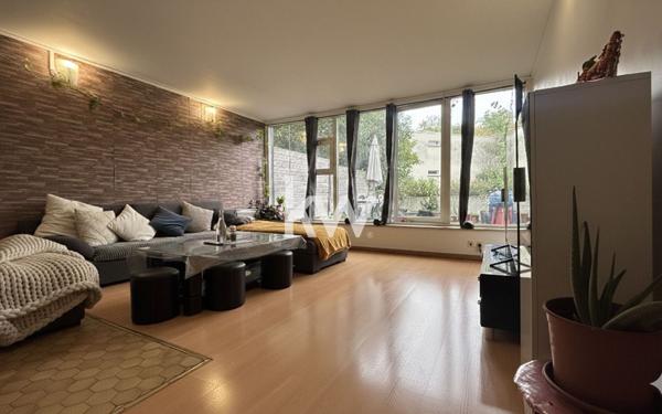 Maison à vendre    5 pièces • 94,98 m2 Évry