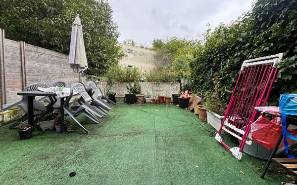 Maison à vendre    5 pièces • 94,98 m2 Évry