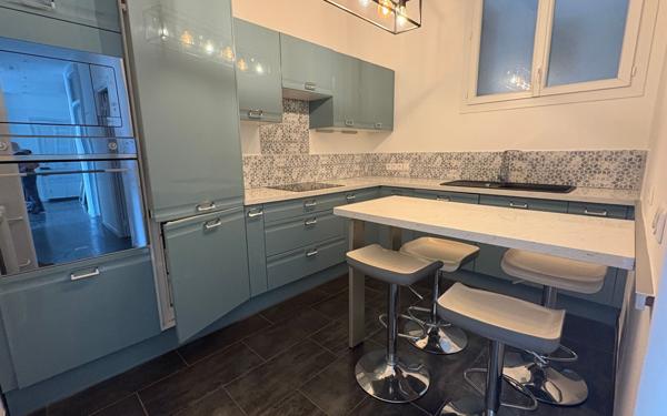 Appartement à vendre    3 pièces • 77 m2 Pau