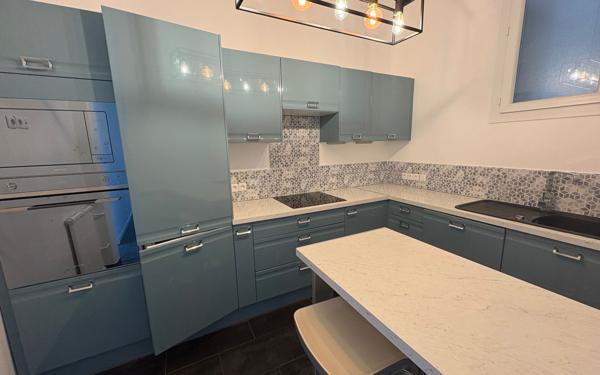 Appartement à vendre    3 pièces • 77 m2 Pau