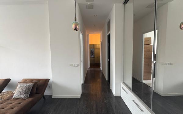 Appartement à vendre    3 pièces • 77 m2 Pau