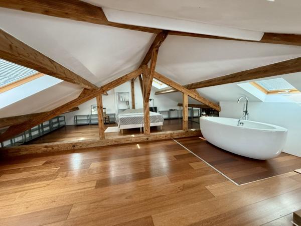 MAISON DE VILLE / 165 M2 / 3 CHAMBRES / BUREAU / JARDIN