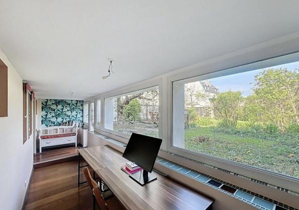 MAISON DE VILLE / 165 M2 / 3 CHAMBRES / BUREAU / JARDIN