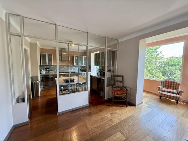 MAISON DE VILLE / 165 M2 / 3 CHAMBRES / BUREAU / JARDIN