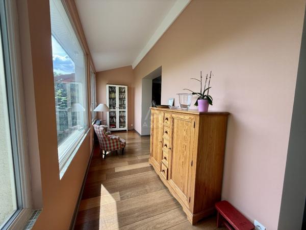 MAISON DE VILLE / 165 M2 / 3 CHAMBRES / BUREAU / JARDIN
