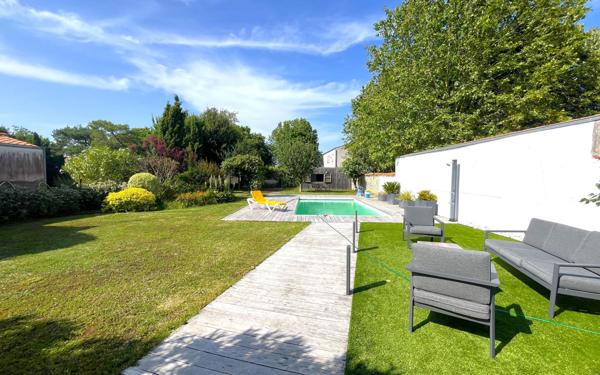 Maison à vendre    5 pièces •  Saint-Xandre