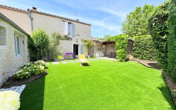 Maison à vendre    5 pièces •  Saint-Xandre