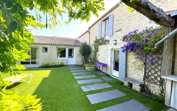 Maison à vendre    5 pièces •  Saint-Xandre