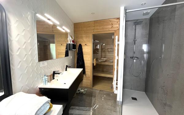 Maison à vendre    5 pièces •  Saint-Xandre