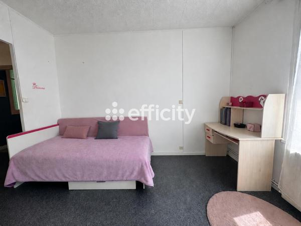 Maison
         3 pièces
        - 100 m² Exclusivité 142 500 € *