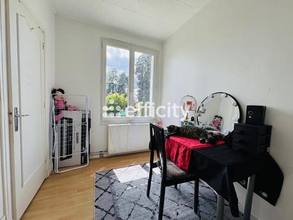 Maison
         3 pièces
        - 100 m² Exclusivité 142 500 € *