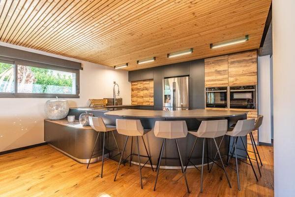 Maison 14 pièces - 686 m² Bien prestige