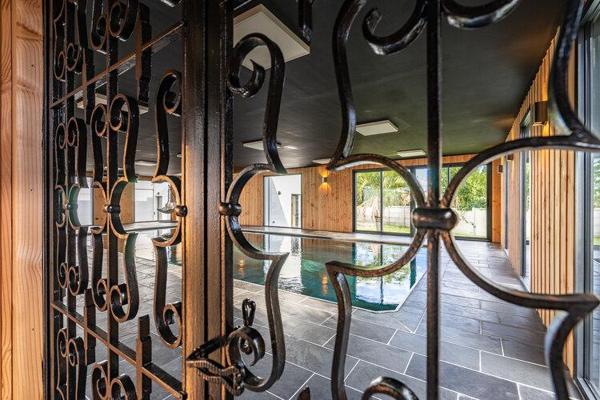 Maison 14 pièces - 686 m² Bien prestige