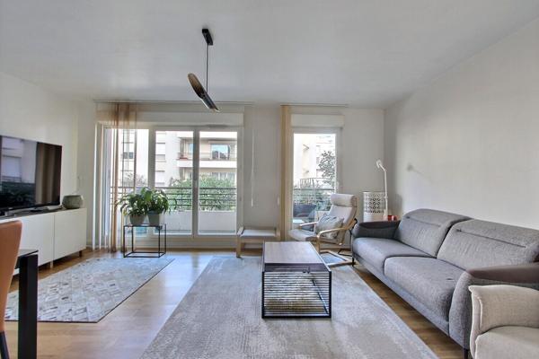 Appartement Asnieres Sur Seine - 4 pièces / balcon - 83,60 m2