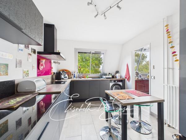 EXCLUSIVITÉ – AU HALAGE / BORDS DE MARNE – LIMITE SAINT-MAUR