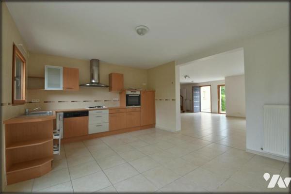 MAISON QUARTIER CALME ET RECHERCHE LE RHEU 145m2 JARDIN GARAGE