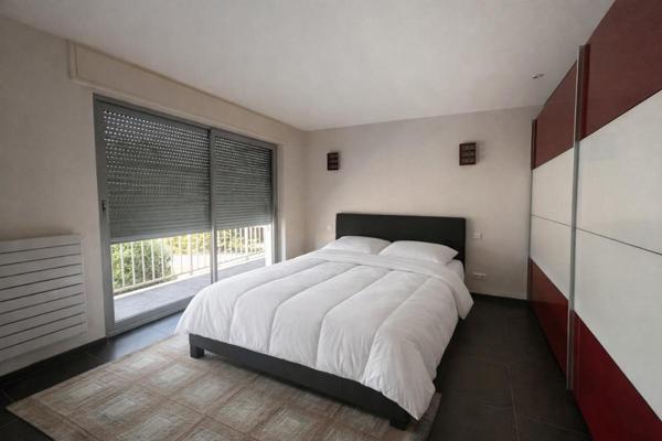 Exceptionnel à Roanne : 167 m² traversants, trois balcons, deux garages et aucun travaux à prévoir