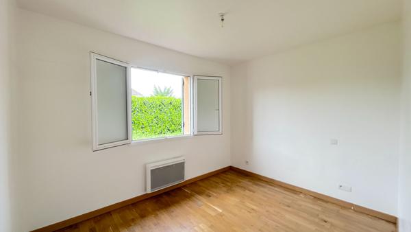 A VENDRE MAISON DE PLAIN-PIED SUR JARDIN CLOS - SECTEUR SAINTE BAZEILLE , Sainte bazeille A VENDRE MAISON DE PLAIN-PIED SUR JARDIN CLOS - SECTEUR SAINTE BAZEILLE , Sainte bazeille
