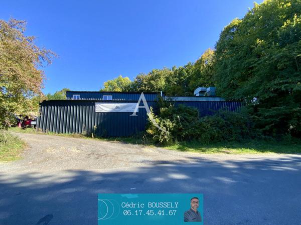 Terrain avec hangar proche Saintes 275 m2
