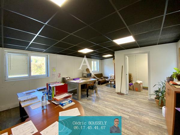 Terrain avec hangar proche Saintes 275 m2
