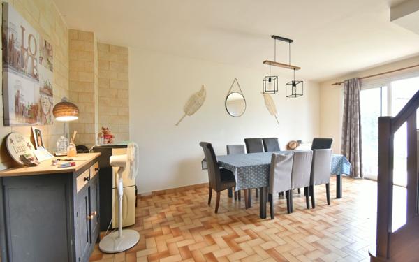 Maison à vendre    5 pièces •  Pérouges