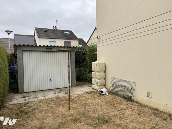 IFS Bourg, maison bien entretenue avec jardin et garage