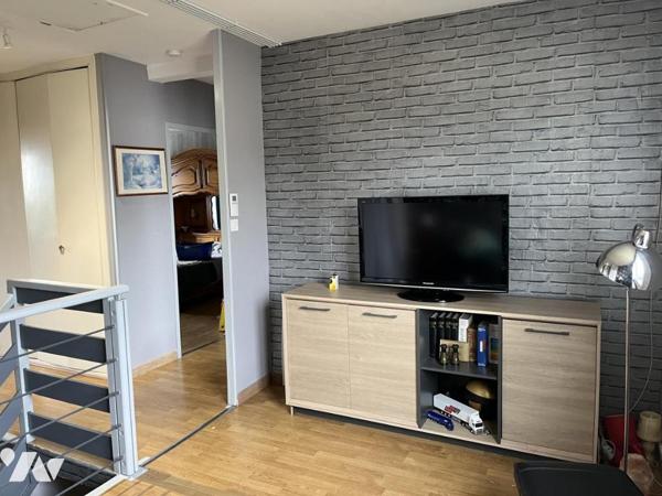 IFS Bourg, maison bien entretenue avec jardin et garage