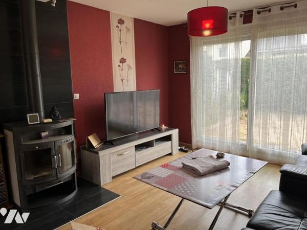 IFS Bourg, maison bien entretenue avec jardin et garage