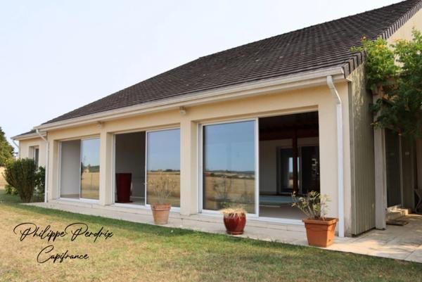 Villa spacieuse avec piscine intérieure et très belles prestations