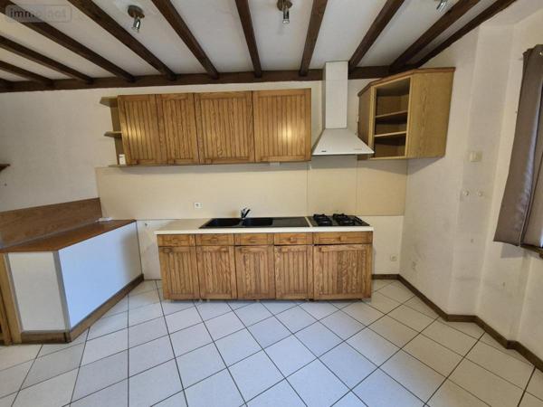 Appartement à louer à Ambutrix dans l'Ain (01500), ref : 01037-L93