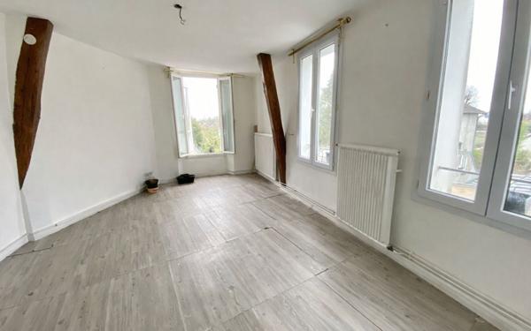 Appartement à vendre    3 pièces • 56,03 m2 Mandres-les-Roses