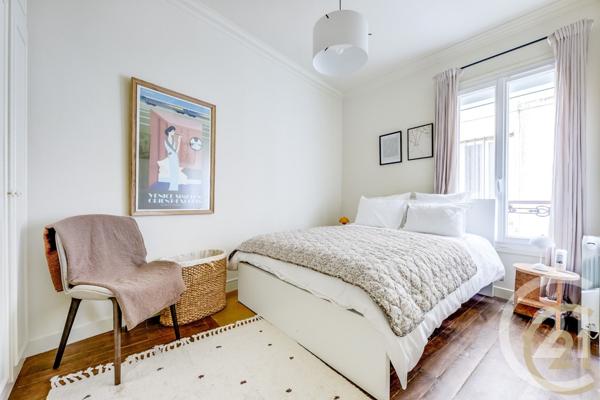 Appartement F3 à vendre  3 pièces - 45,63 m2 PARIS - 75017