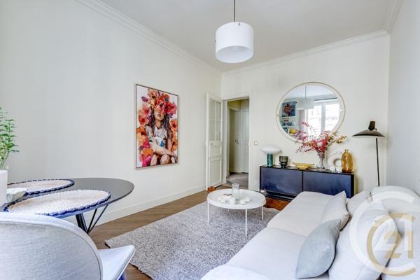 Appartement F3 à vendre  3 pièces - 45,63 m2 PARIS - 75017