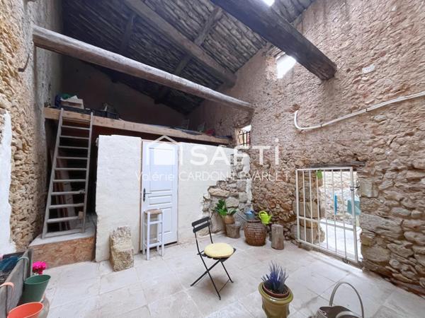 Maison de village avec T2 indépendant.