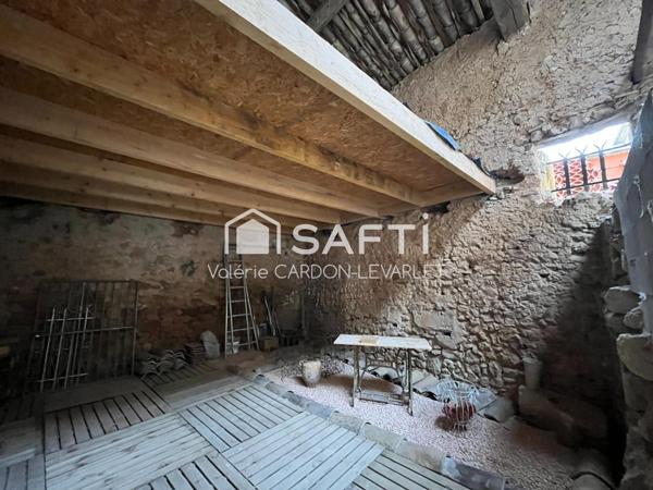 Maison de village avec T2 indépendant.