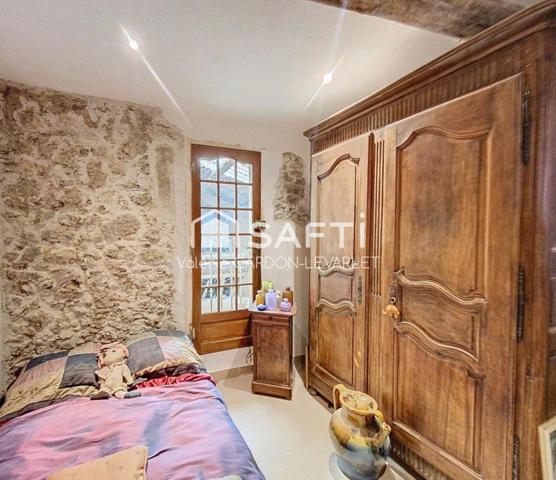 Maison de village avec T2 indépendant.