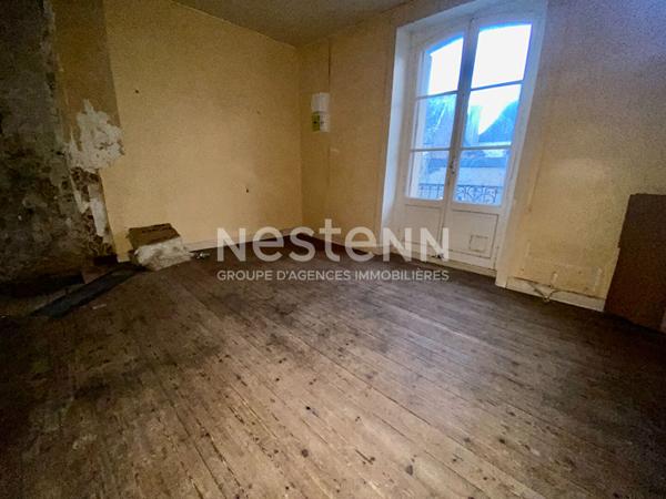 A VENDRE IMMEUBLE CENTRE DOL DE BRETAGNE