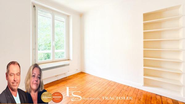 Fort potentiel pour cette maison de 5 chambres avec jardin et accès rivière !